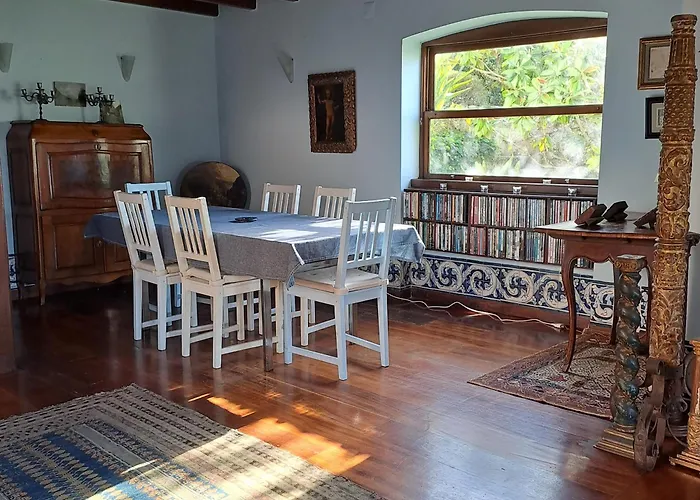 Chalet Refugio Floral De - Sintra *