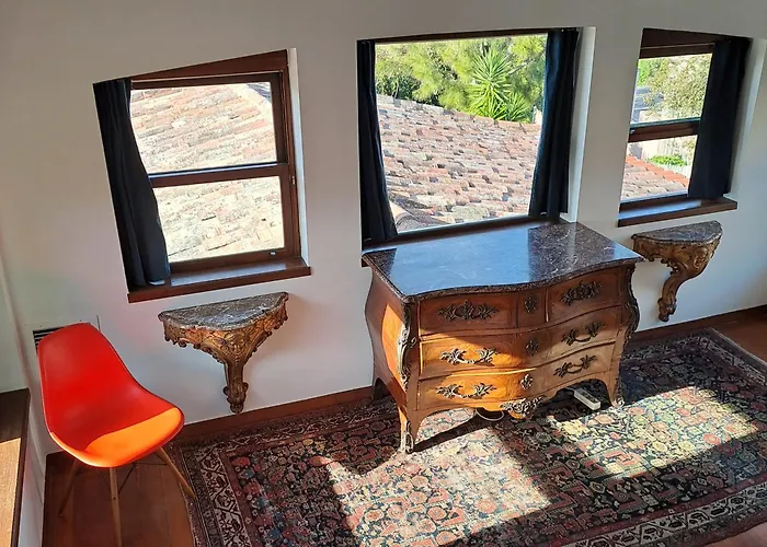 Chalet Refugio Floral De - Sintra *